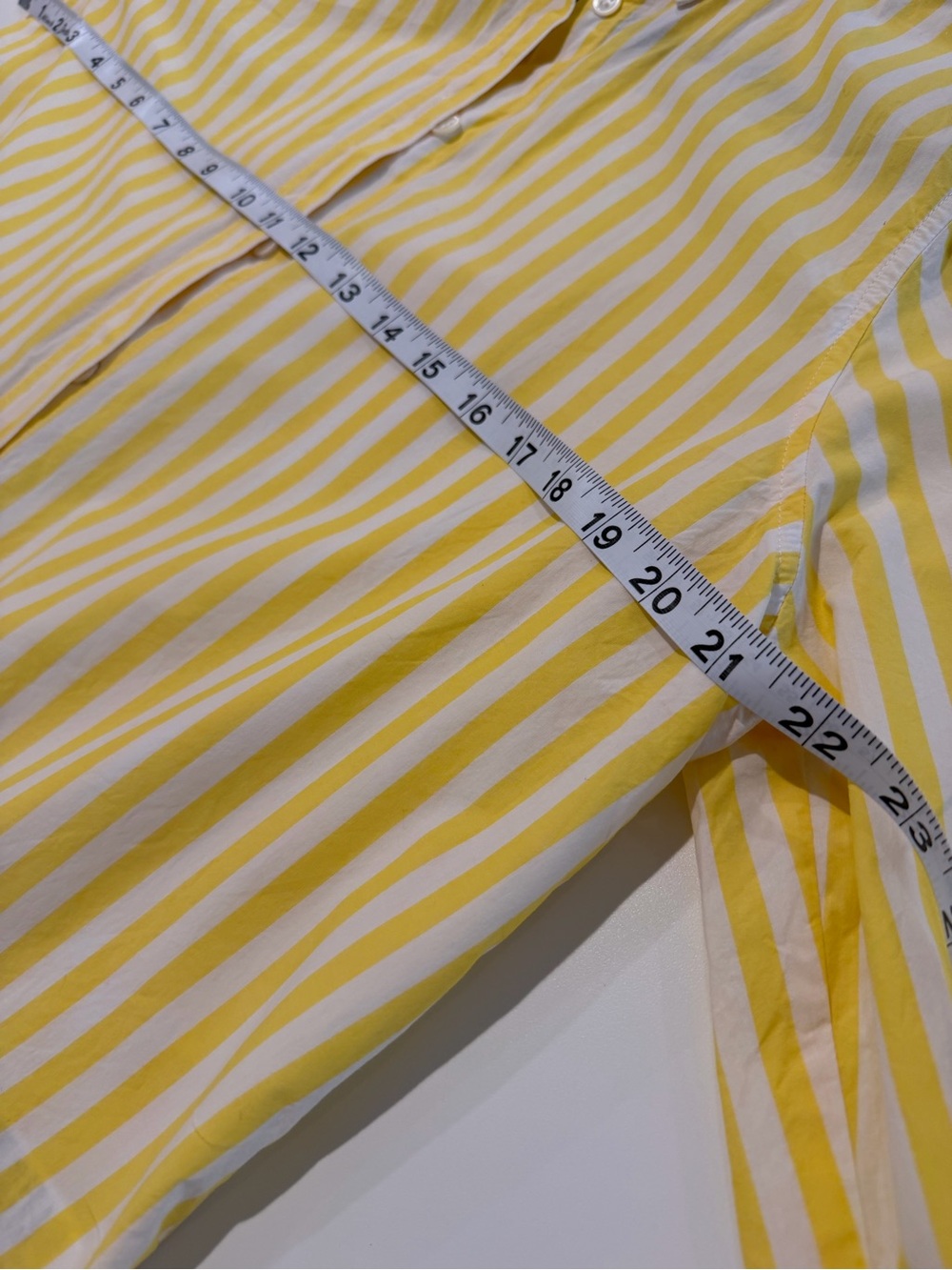 Banana Republic Yellow and White Striped Shirt woman’s size large cotton - Picture 3 of 7